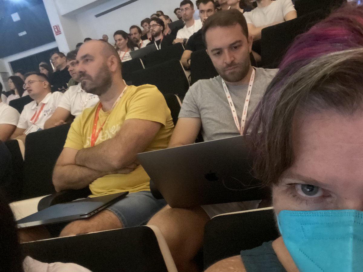 resource11's tweet photo. Cada vez que @debs_obrien presenta una charla sobre @playwrightweb, cada asiento ocupado. @ReactAlicante lo demuestra.

Every time Deb O’Brien gives a talk on Playwright, it’s a full house. React Alicante proves this. https://t.co/Y4vUY1N1KE