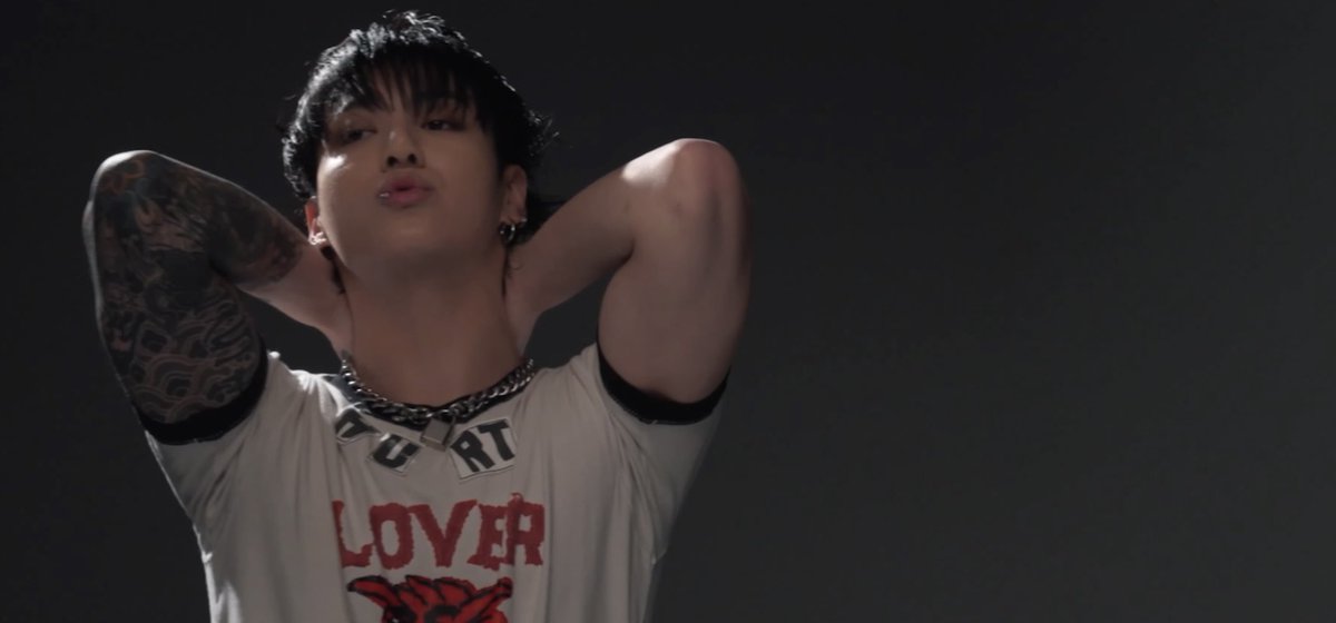 kookpiics's tweet image. ♡