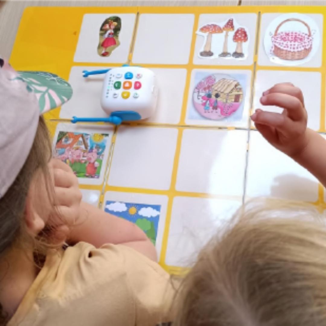 MatataStudioEDU's tweet image. “They used it for 3 weeks and when they gave it back to me, they asked me if they could have it again next year.”
Great feedback from a preschool class in Belgium 🇧🇪
#talebotpro #CodingLikeABC #STEMeducation #stemkids