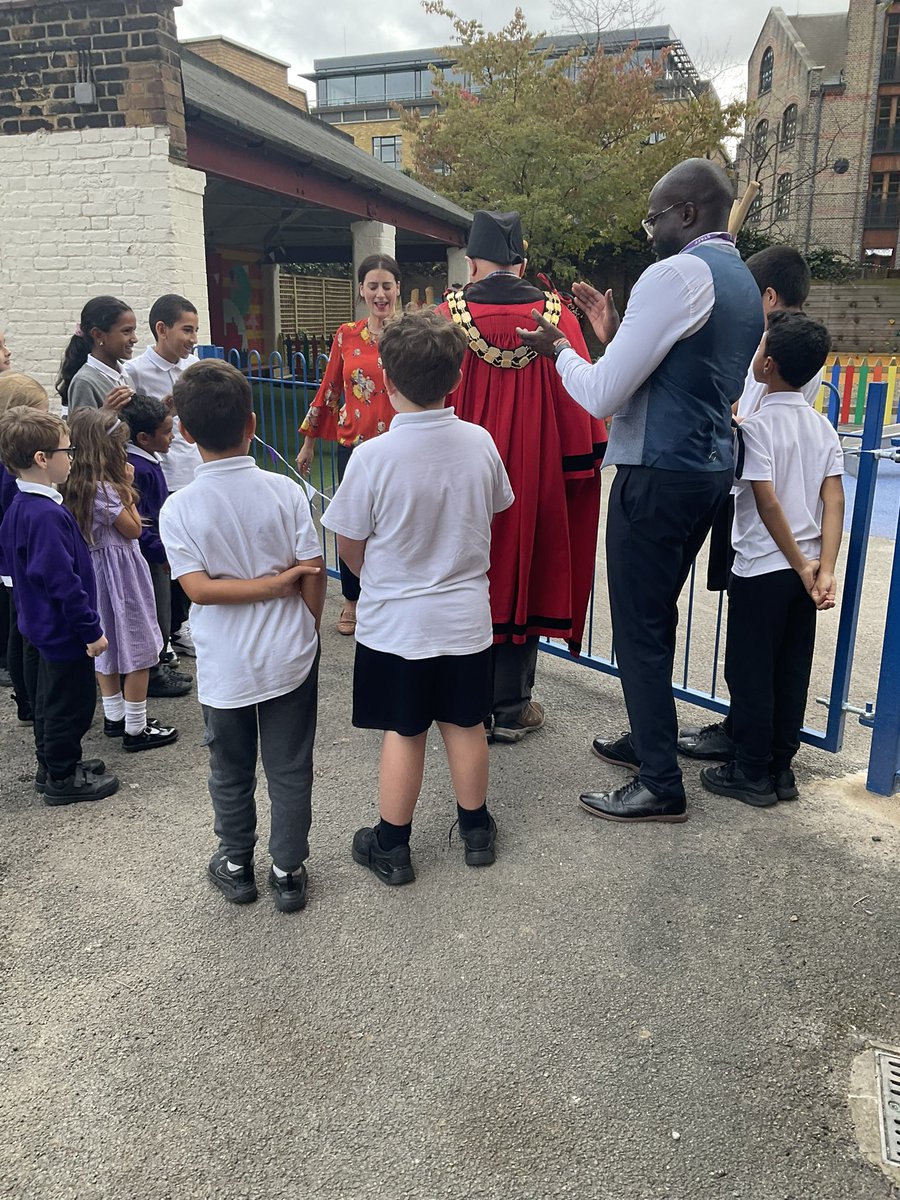 Vittoria Primary School tweet media