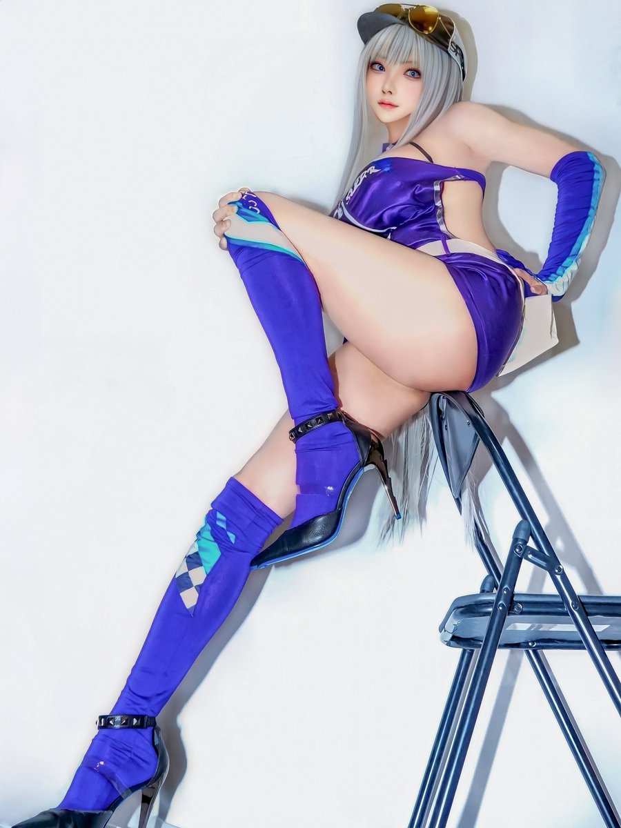 LupinusRando's tweet photo. 🕶 コスプレ Cosplay 🧢

「やぁ、指揮官も休憩するか？」

📏📏📏📏📏📏📏📏📏📏📏📏📏📏
エンタープライズ レースクイーン
ウィンド キャッチャー アズールレーン
📏📏📏📏📏📏📏📏📏📏📏📏📏📏 https://t.co/DpGHmNVvik