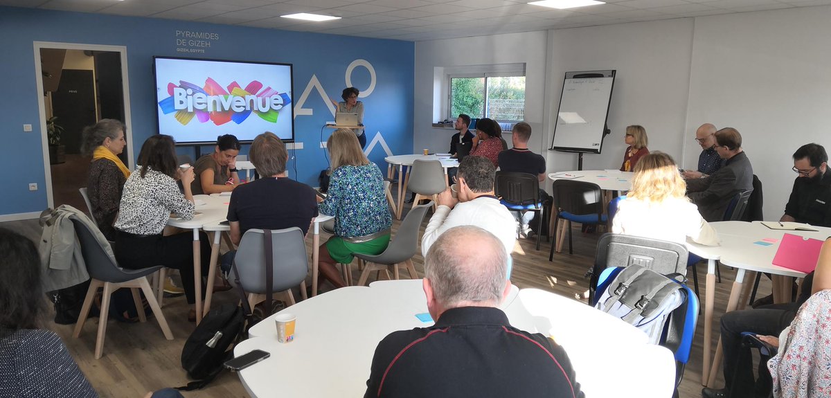 En direct de la réunion du Think Tank Formation Ouest (dont TAKOMA est à l’initiative).

Ce matin, nous nous penchons sur le sujet de l'Intelligence Collective avec Aurore Ihaddaden. 

Pour en savoir plus sur le TTFO : lnkd.in/eKwrHGsC

#formation #IntelligenceCollective