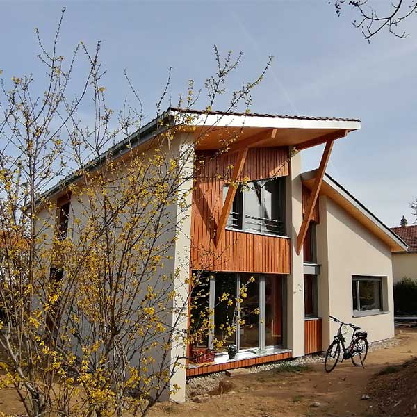 Habiter Bois revient, du vendredi 6 au dimanche 15 octobre 2023. L’événement, organisé par Fibois AuRa et les membres de son réseau, permet de visiter des #maisons et #bâtiments #bois. Demandez le programme !

architecturebois.fr/habiter-bois-a…