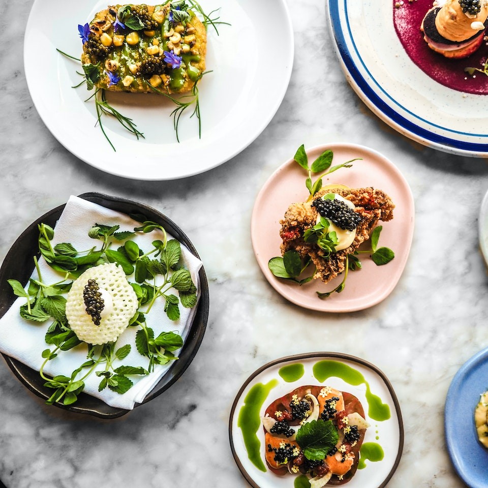 Finns det en gratislunch?🥗

Inom finans används ofta begreppet ”There’s No Such Thing as a Free Lunch”. Men finns det ändå en gratislunch i #ränteplaceringar? I krönikan tittar Öhman Fonder närmare på riskspridning. <a href="/ohmangruppen/">Öhman</a> <a href="/NilssonJanErik/">Erik Nilsson</a> 
ohman.se/nyheter/2023/e…