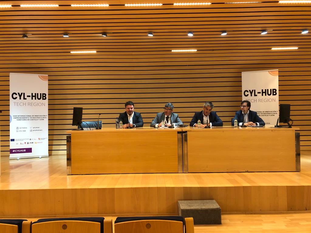Arranca la 4ª #mesaredonda, titulada ‘Castilla y León: Primer Valle Europeo de Innovación’, moderada por Luis Ruano (Ricari), y con la participación de Juan Carlos Sanchis (<a href="/KeiretsuSpain/">Keiretsu Forum Spain</a>), Eduardo Serantes (<a href="/BolsaBME/">BME</a>) y Darío Jiménez (<a href="/AcrossLegal/">Across Legal</a>)
