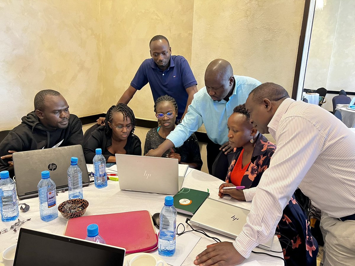 HERU_KEMRI_WT's tweet image. Serious decision tree analysis practicals ongoing!

#AfHESGTraining
#DecisionTree