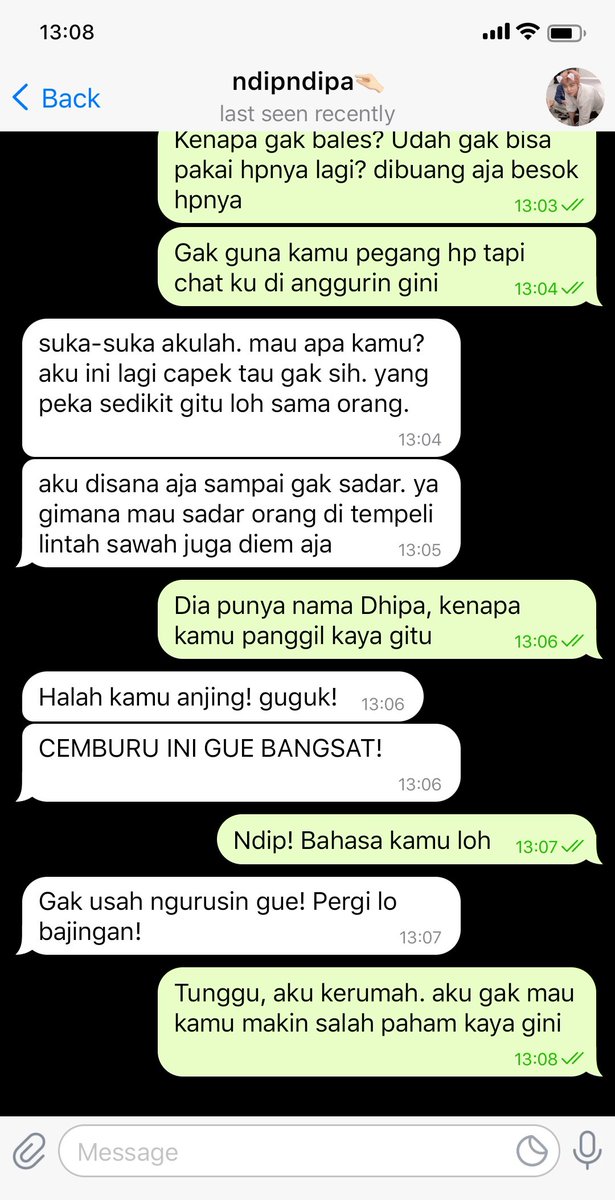 Ada yang mau baca -jnjmfic ini?

kalau pilih lawan jangan sama Naladhipa. Kelihatannya aja anak polos belakangnya jago banget bilang
"By one kita sini"  -adiwilaga.
