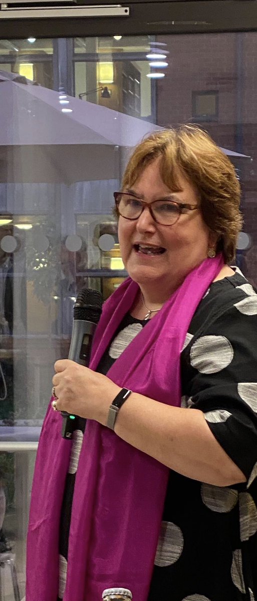 Lesley Thompson tweet media