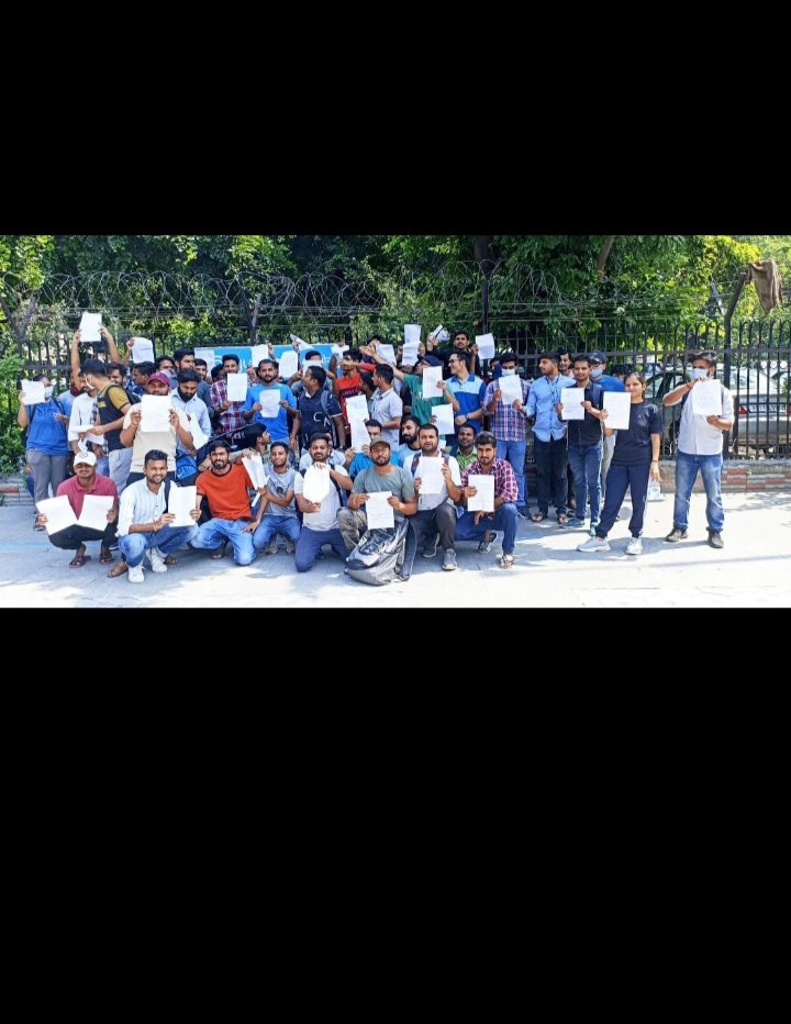 JyotiKu37057794's tweet photo. #SSC_CGL_2023_REVISED_RESULT
We want justice. 
We want justice. 
We want justice. 
#SSC_Insaaf_Karo 
#SSC_CGL_REVISED_RESULT https://t.co/T86wXjaclV