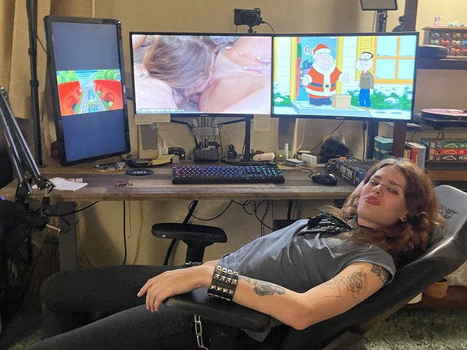 welcome to the gooncave, bitch. https://t.co/619hAJAgkk