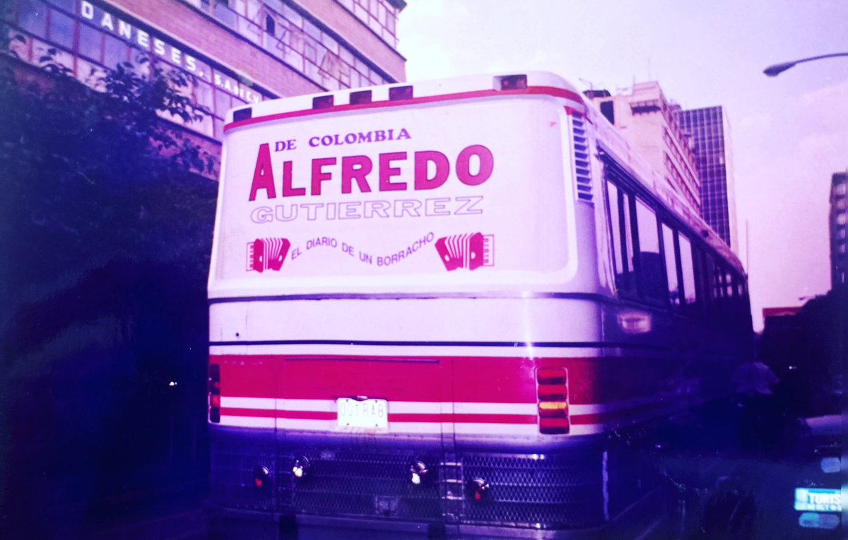 ALFREGUTIERREZ3's tweet photo. De paloquemao , Sucre para el mundo !  #agtours https://t.co/XMP0zrtKiN