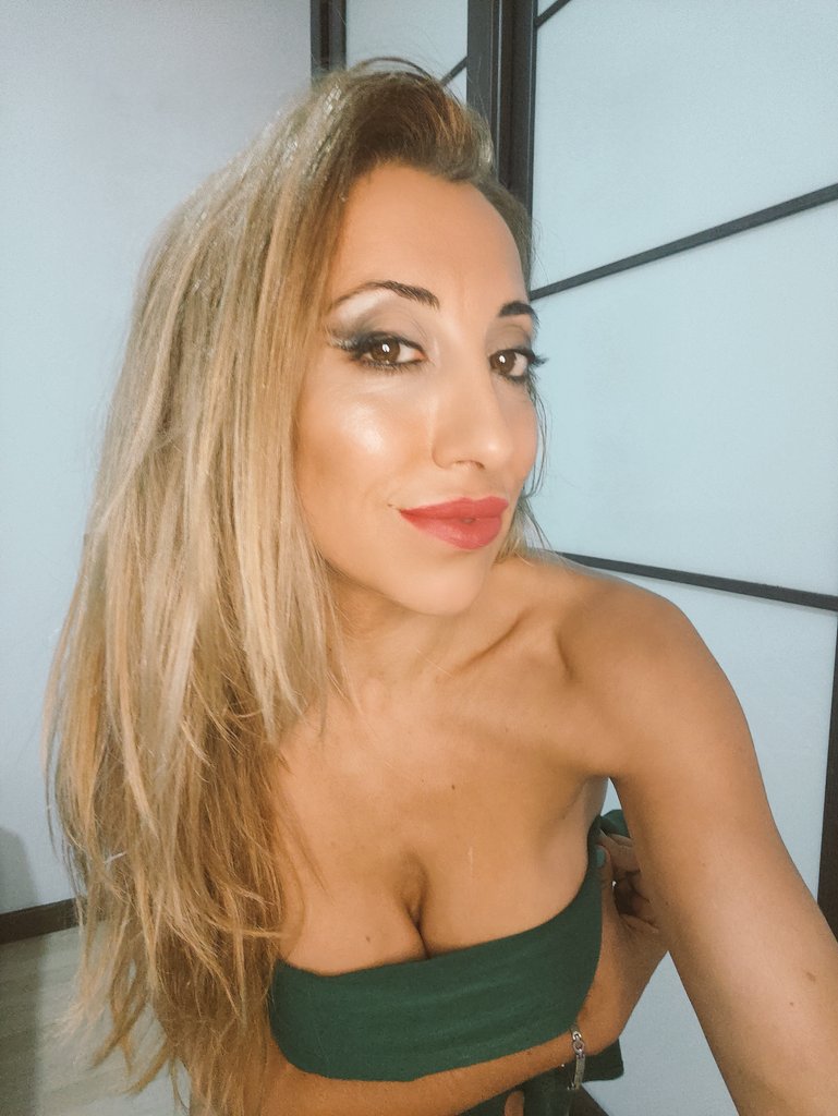 Valeriamonette ❤️ Best adult photos at soneti.net
