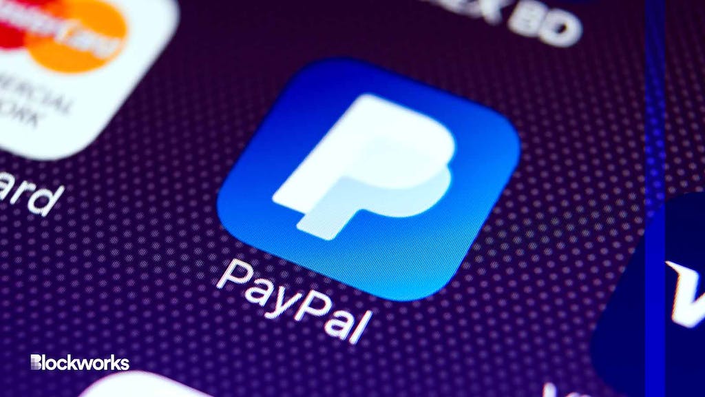 Mr_plufix's tweet photo. #crypto #NFT @PayPal
PayPal has filed three patent applications since Sept. 21: offchain transactions through the NFT marketplace; omniverse, which provides advice on digital assets; and an online transaction processor to facilitate payments between L1 and L2 level networks https://t.co/9qCgFLowc1
