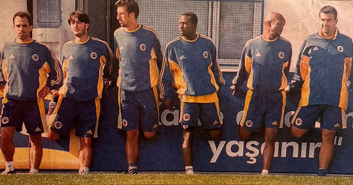 FenerRetro's tweet photo. #Fenerbahçe
#Aygün #Tufan #Dimas #Preko #Mosheu #Murat
#RetroFener https://t.co/T279N0TyPs