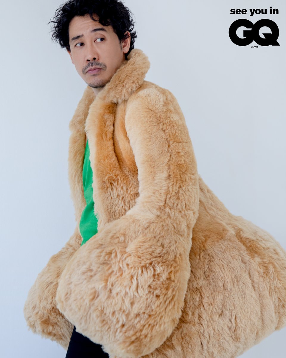 LoeweJP's tweet photo. 本日発売の『GQ JAPAN』11月号にて俳優・エンターテイナーの大泉洋氏がロエベ FW23 メンズコレクションを着用しました。

#ロエベ #LOEWEFW23 #GQJAPAN https://t.co/P4O0vOrTrP