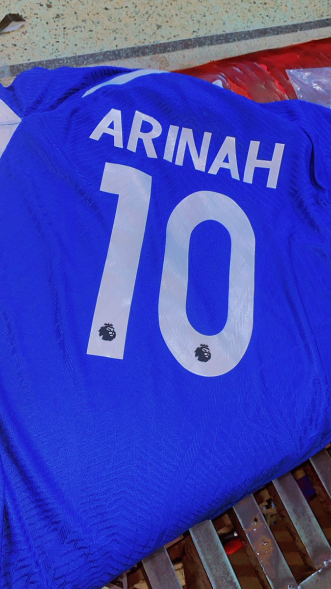 arinan256's tweet photo. Blues for lyf #ChelseaFC #londonisalwaysblue https://t.co/6TvEa8xTk4