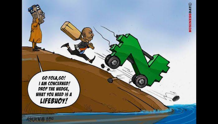 Politicsaside5's tweet photo. #Tinubu 
"Nigerians called me to lead"
"It's my turn"
"I have been preparing to lead for more than 10 years"
You don rigg election finish after nigerians called you.oya lead now

tum-bom,tum https://t.co/9XVBRonv7h does not work.try again.tum-bom,tum-bom.still fail.just go back https://t.co/PSgxrzNQhO