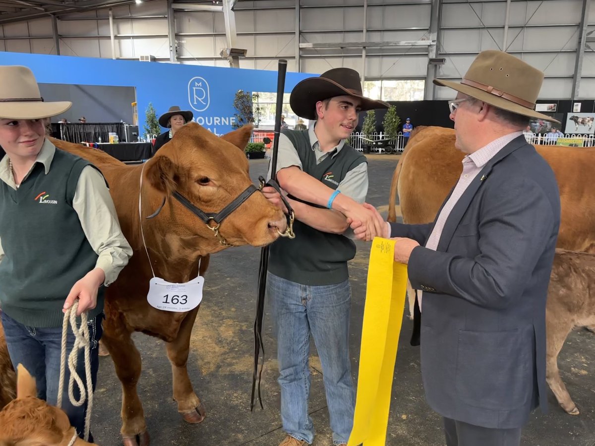 Where the country meets the city! A great day meeting producers and exhibitors at the Melbourne Royal Show, to see the very best of Victorian ag on show.
