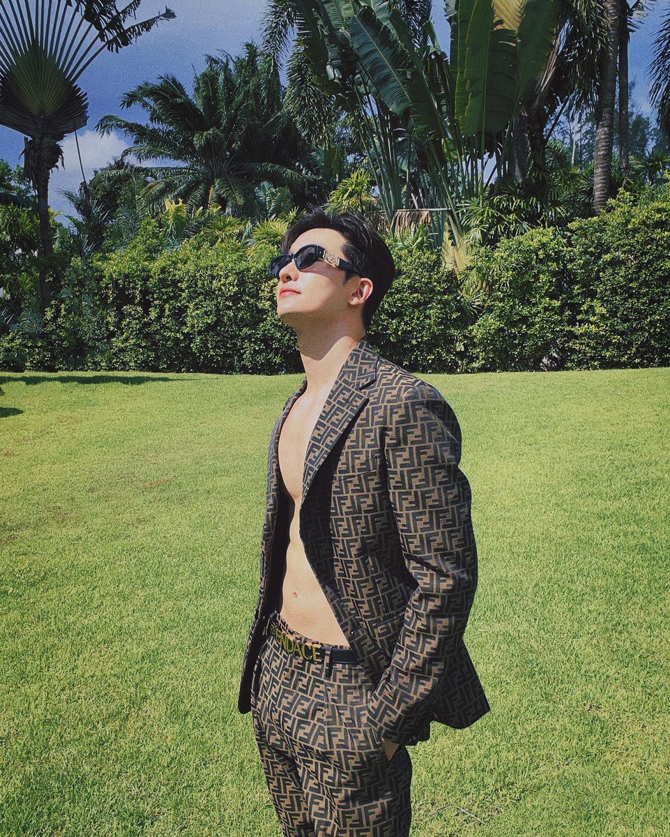 Wo Ai 觅 -for Zhou Mi- 🌞 tweet media