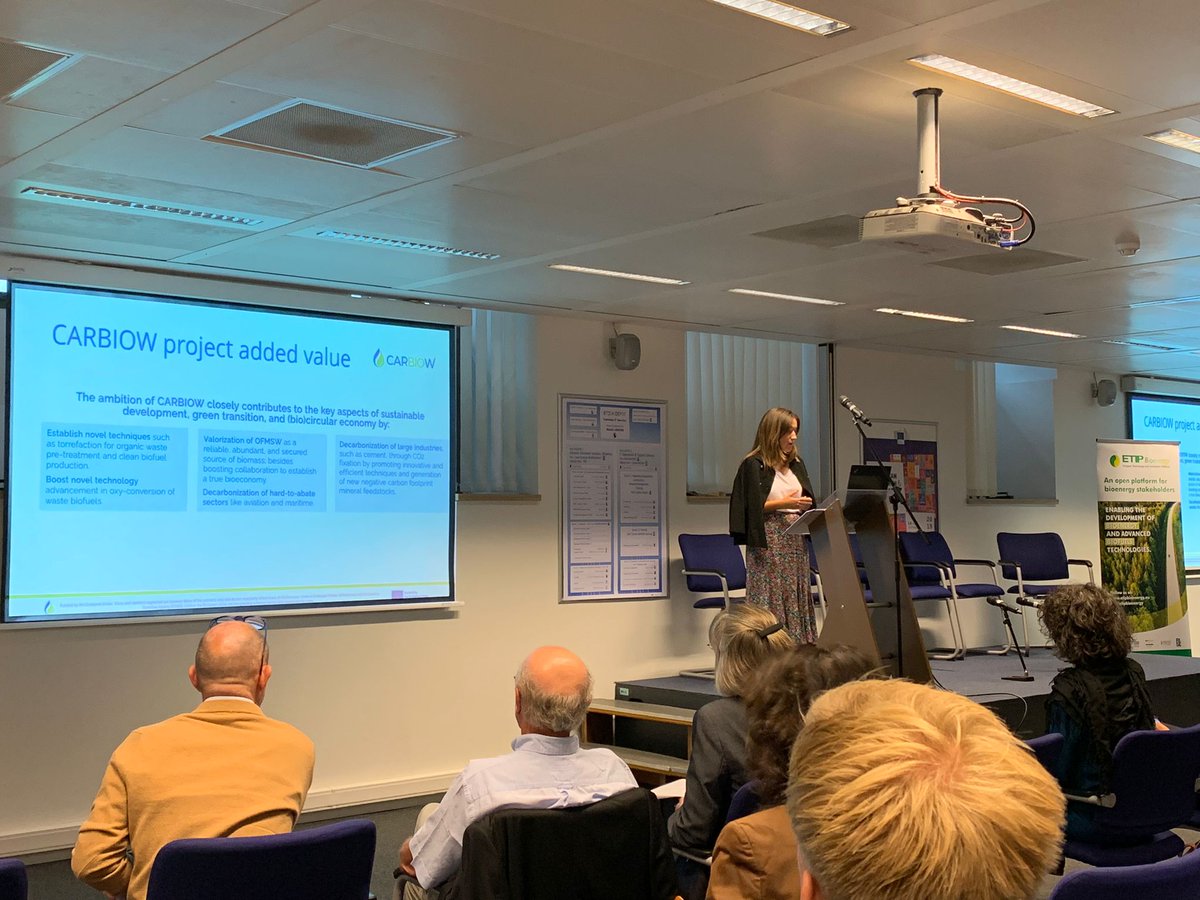 Margarita de Gregorio, coordinadora de <a href="/bioplat/">BIOPLAT</a> participó ayer en la 11ª Stakeholder Plenary Meeting de <a href="/ETIP_Bioenergy/">ETIP Bioenergy</a>  en #Bruselas (Bélgica).

La sesión estuvo dedicada a las tecnologías de nueva generación y a las necesidades de I+D y en ella se presentó el proyecto #CARBIOW.