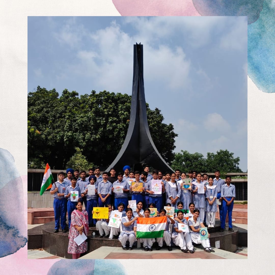 nssisdevsamaj21's tweet photo. NSS unit of https://t.co/veUFfqXC2t SECTOR 21 C CHANDIGARH organised a visit to WAR MEMORIAL, Bougainvillea Garden sector 3 Chandigarh under the program Meri Matti Mera Desh. The aim of this visit was to make them aware about the great sacrifices made by our war heroes. https://t.co/vD38SCQ8Q0