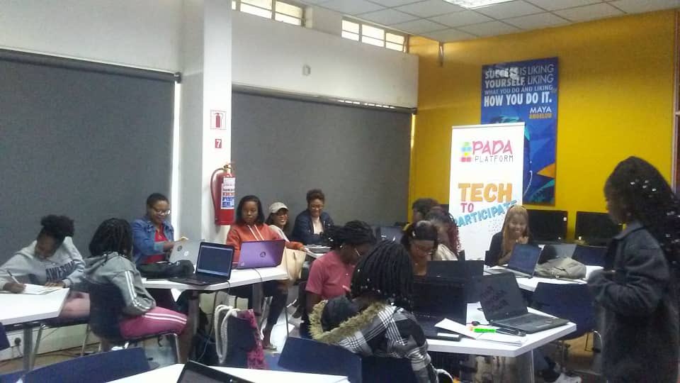 PadaPlatform's tweet photo. Today we celebrate International Day for Universal Access to Information. Everyone has the right to seek, receive and impart information. As Pada Platform we continue to promote access to information for women and girls through leveraging technology #TechToParticipate https://t.co/JZuR3ilsVw
