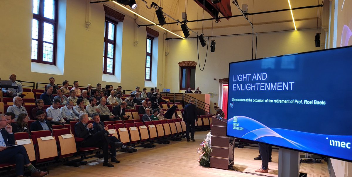 The crowd is filling the beautiful room at @DeBijloke  for our symposium #LightAndEnlightenment , showing how photonics helps us tackle the challenges for the next decade. A unique event to celebrate the career and 
retirement of @RoelBaets of @PhotonicsUgent @ugent @imec_int