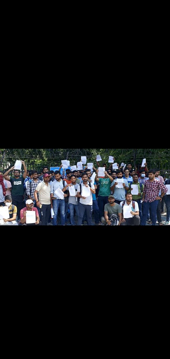 AyushRanjan199's tweet photo. Guys please keeping tweeting
Soon we will be trending on Number 🔥
Keeping accelerating!
@DoPTGoI
@PMOIndia 
@RahulGandhi
Ask the chairman sir S Kishore to please revise the result and allow 15x students to write Mains.
Otherwise #SSC_CGL_REVISED_RESULT https://t.co/SvoZhR77RK