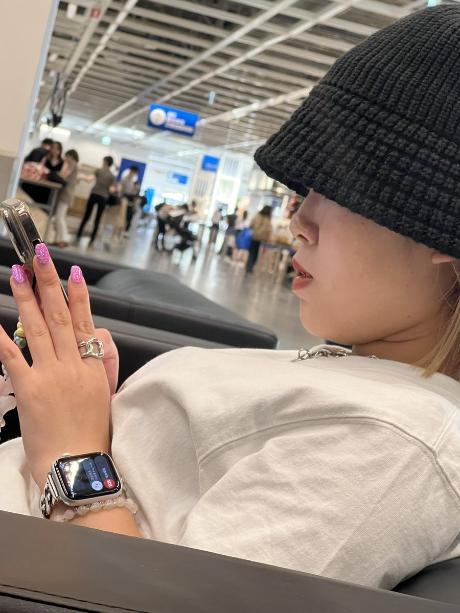 247abcdefryu's tweet photo. 朝からいるけどいるけどApple Watchがずっとこの画面なのなーぜなぜ🤪 https://t.co/kksyFTbIf5