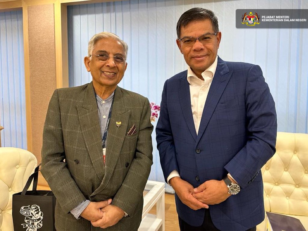 saifnasution's tweet photo. Pagi tadi saya bertemu Prof. Emeritus Datuk Dr. Shad Saleem Faruqi, Pemegang Kursi Tunku Abdul Rahman Universiti Malaya dan Profesor Undang-Undang yang disegani.

1/5 https://t.co/axMBkzmLEO