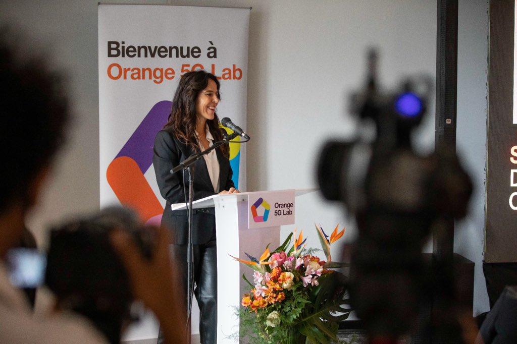 StefCavailles's tweet image. Quelle fierté d’inaugurer le 19eme @Orange #5GLab à Madagascar!!! Ce dispositif vise à accompagner les acteurs numériques locaux et entreprises pour développer les futurs usages permis par la #5G