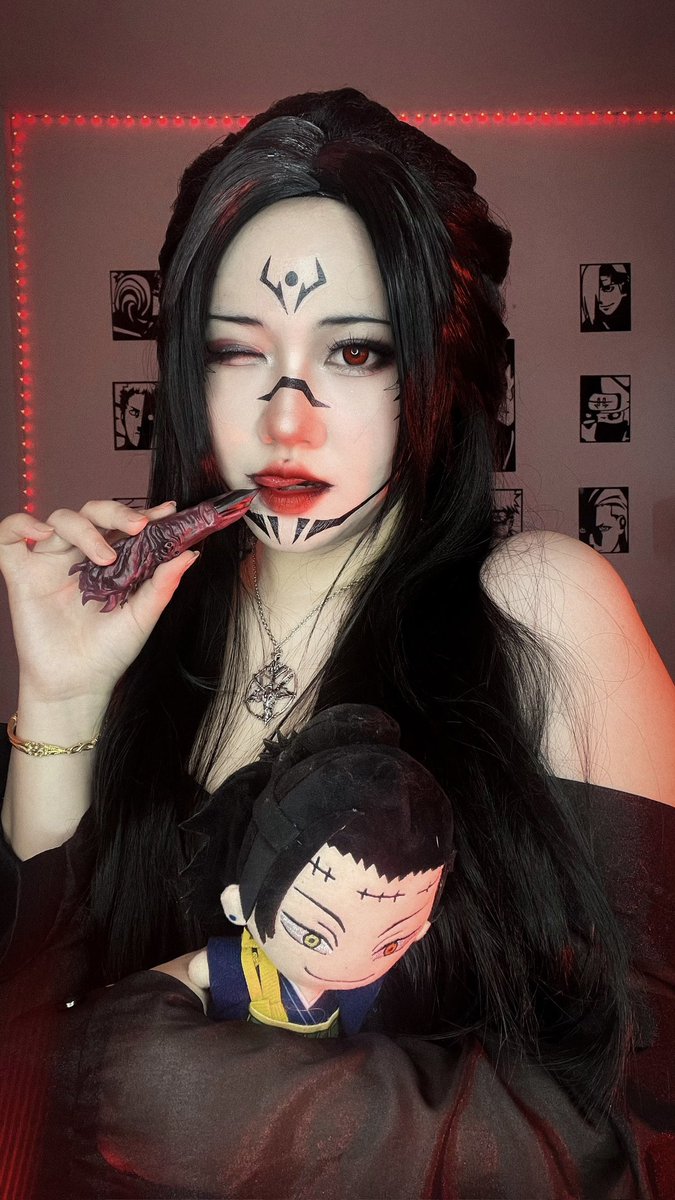 Mallika90's tweet photo. Sukuna or geto ? #JujutsuKaisen #cosplay https://t.co/HviMzarwZA