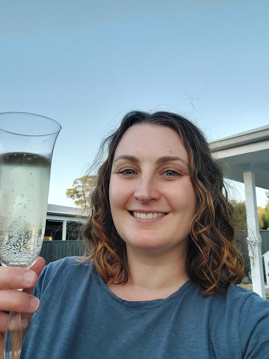 Cheers to making a childhood dream come true 🍾🥂 I always dreamed of holding a book that I wrote, and today I did just that 😁

#WritingCommunity #firstnovel