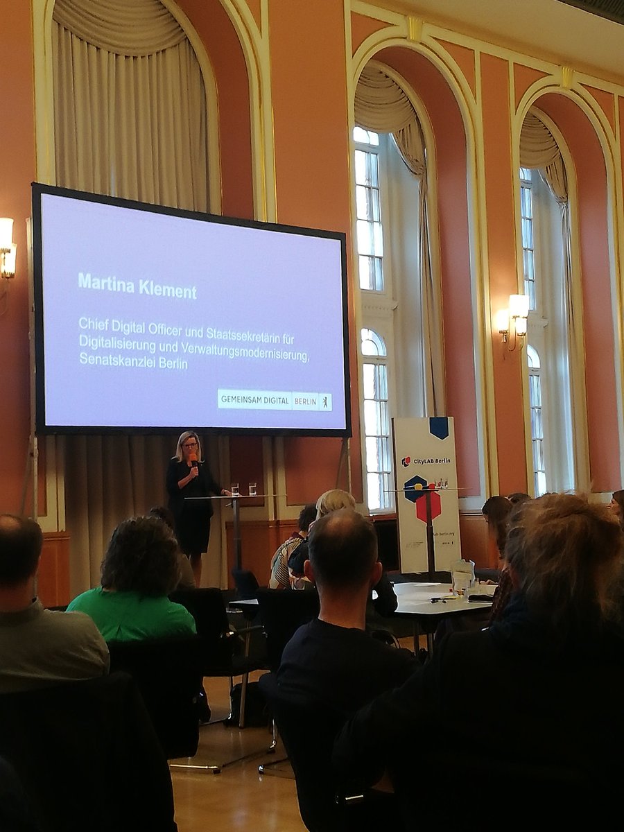Wir müssen eine #lernkultur entwickeln und neue Ansätze ausprobieren um eine #SmartCity für #alle umzusetzen, sagt Martina Klement <a href="/CDO_Berlin/">Chief Digital Officer des Landes Berlin</a> auf der #patizipativen Mitmachkonferenz zur #strategie Gemeinsam Digital: Berlin <a href="/citylabberlin/">CityLAB Berlin</a> <a href="/digitalesberlin/">Bündnis digitale Stadt</a>