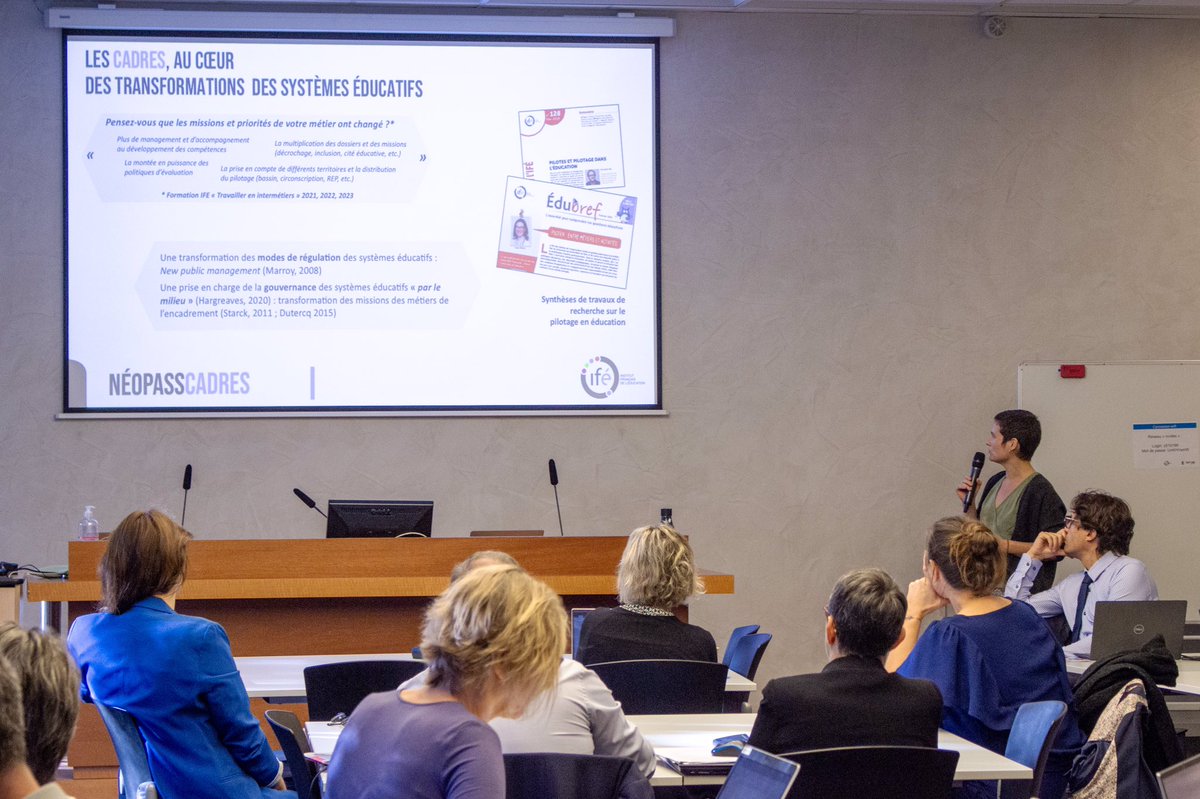 martine_emo's tweet photo. Dans le cadre du projet de recherche et de formation, NéopassCadres, l’Institut Français de l’Éducation propose d’accompagner les acteurs de la formation des métiers de l’encadrement qui souhaiteraient mobiliser l’approche par l’analyse de l’activité des cadres c’était à Lyon. https://t.co/xG7mN27BWQ