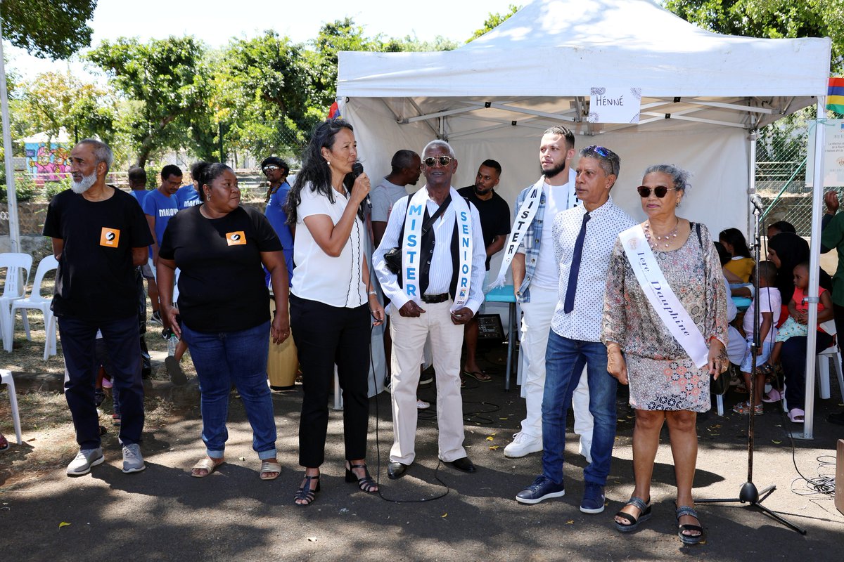 🔥 Une nouvelle action citoyenne avec et pour les habitants avec le Comité d’Action Citoyenne (CAC) de Vauban.

Bravo aux membres du CAC Vauban pour l’organisation. Red Samurai est fière de vous accompagner à la structuration de cette action.

Crédit photo : Ville de Saint-Denis