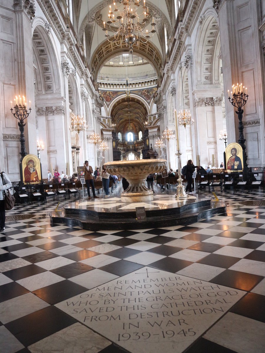 rhiannonhrees's tweet photo. 11th Cathedral of 42 English Cathedrals yesterday.   St Paul’s Cathedral London. 🎉🙏🎉🙏🎉 https://t.co/AttI9Jng48