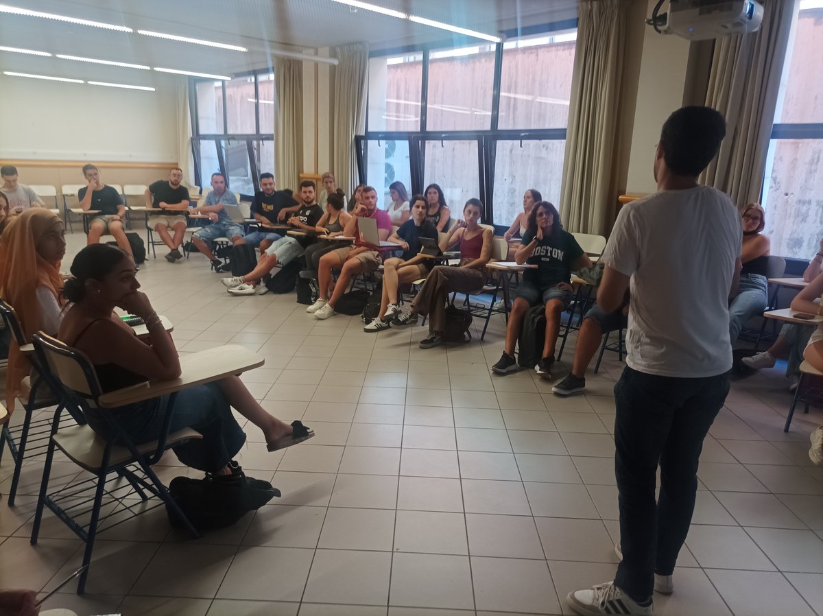 ReptesEduso's tweet photo. I encantades de fer una de les primeres classes de #ReptesEduso23 en l'@hortdentomas #EducacioSocial @ceesc_cat @EducacioUB https://t.co/814ycgeK95