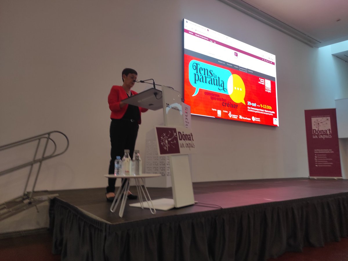 Arrancando monitores del #AlimentaelteuNegoci
en #Mataró al <a href="/TecnoCampus/">TecnoCampus</a>