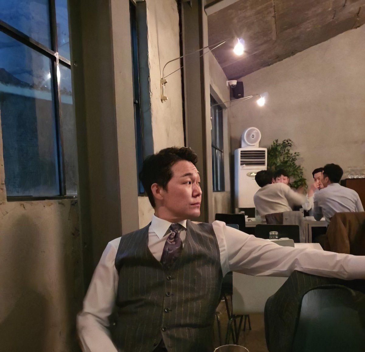 냠