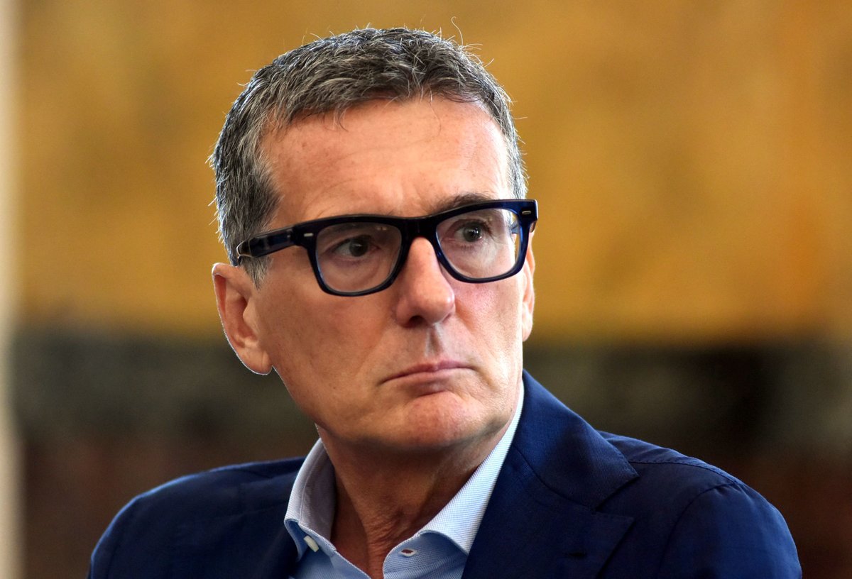 Bluerating.com tweet media