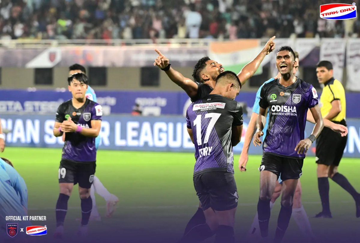 trakonly's tweet photo. A great character shown by the juggernauts....
Kudos to the players and our 12th Man.....๐๐ค๐๐ค
Here are some glimpses of the last game....
#amagame #isl #OdishaFC
Odisha FC ๐ค๐ https://t.co/N7iL0pZfIB