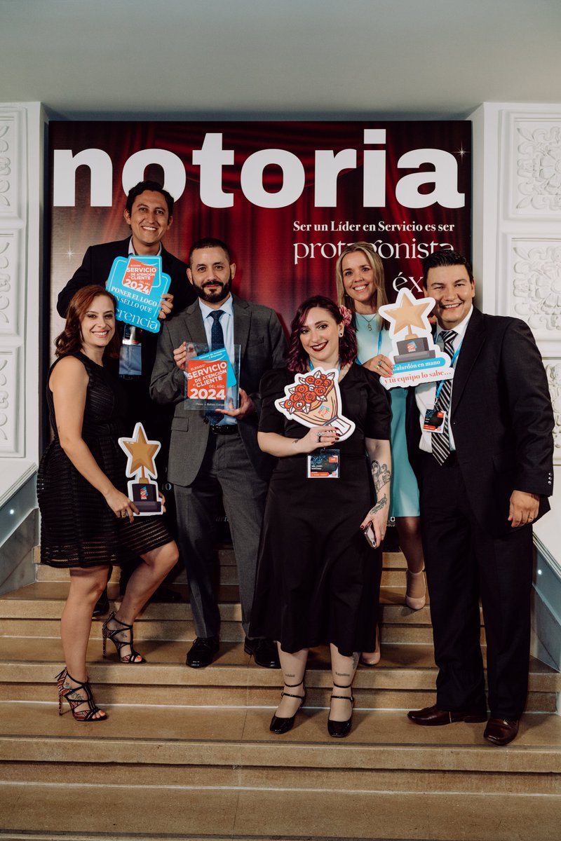 Momento de cocktail para celebrar los éxitos, es un gran momento para hacer networking y compartir entre equipos.  

Las fotos hablan por sí solas: son verdaderos protagonistas de los logros.  

#GalaElsa2024