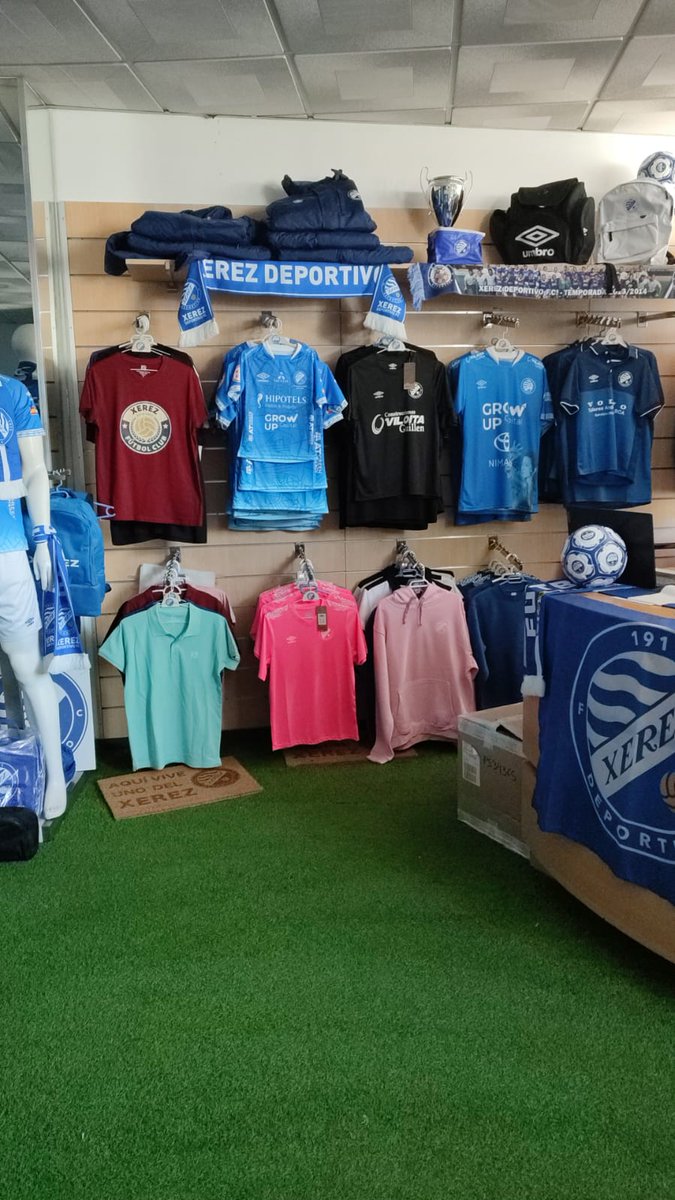Abrimos está sábado 10,30 a 13,30 nuestra tienda oficial del club  

Domingo 16,30 horas abrimos tambien en previa antes del partido .

latiendadelxerez.com