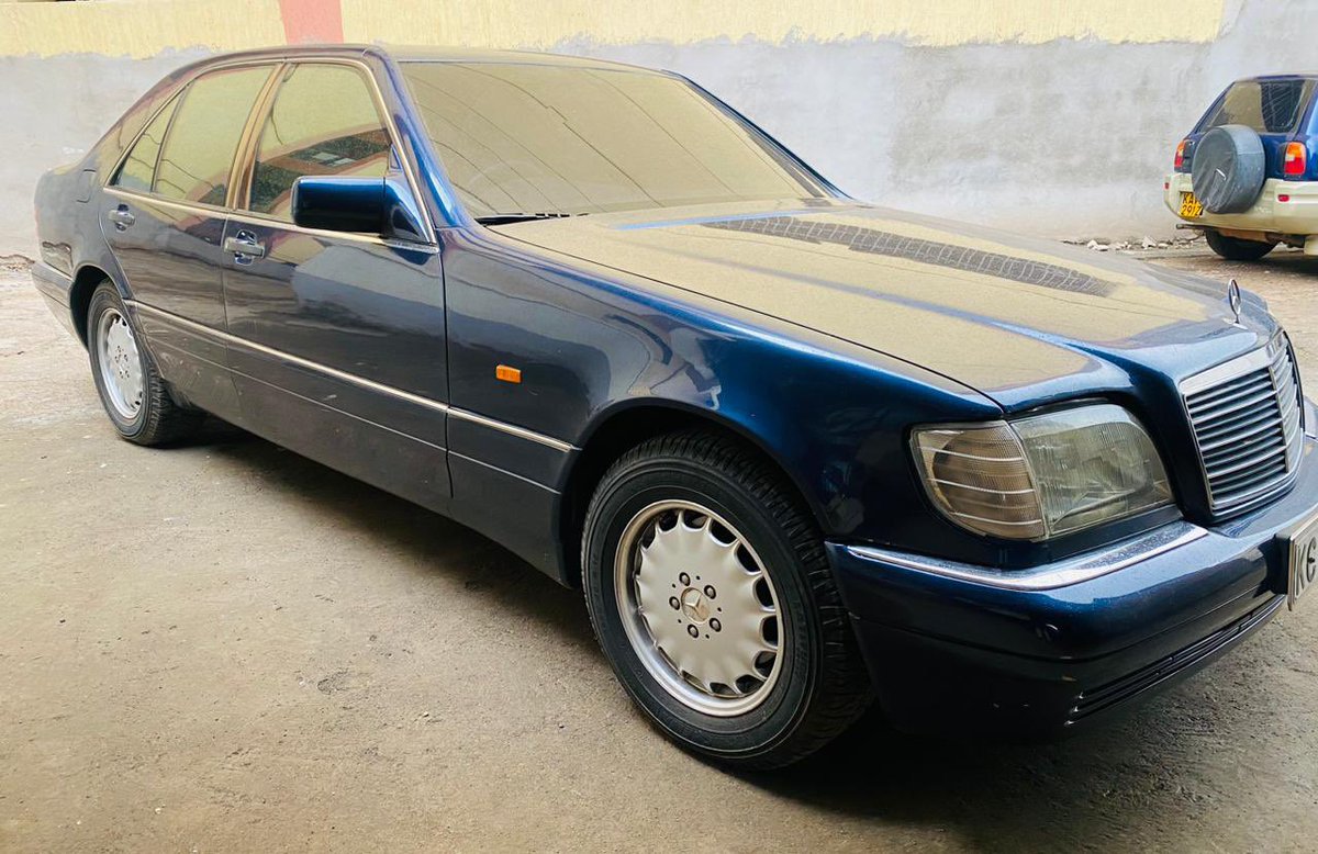Gracesuffi27971's tweet image. 🔥SPECIAL OFFER FOR YOU🔥 
Mercedes S320
KCY reg (ex UN)
1995 model
Petrol Automatic 
Leather seats
Sunroof 
Super immaculate condition 
Only@Ksh.1.5M💵
📲0710834774 
#w140 #s320 #mercedes #mercedesbenz #sclass