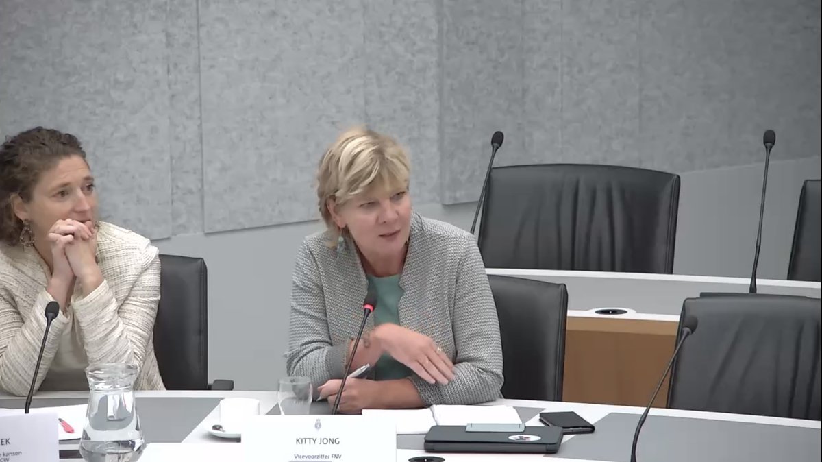 Vicevoorzitter @kittyjong1 riep de Tweede Kamer op zorgbezuinigingen niet af te wentelen op mantelzorgers. "De overheid duwt een collectief probleem op de schouders van individuele mantelzorgers. Dat kan niet. Investeer in zorg en mantelzorgers oa door zorgverlof te betalen."