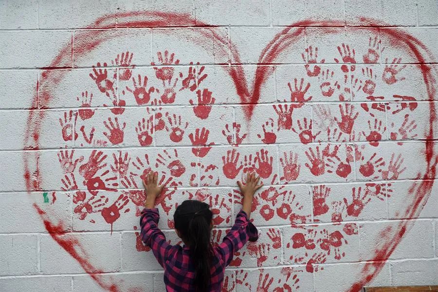 PacientSemergen's tweet photo. #DíaMundialCorazón #SemanadelCorazón 
Las enfermedades cardiovasculares son la primera causa de muerte en las mujeres. El movimiento “Corazón de mujer” nace para hacer visible y prevenir el impacto de estas patologías en la mujer
Comparte equipo https://t.co/fX5GN0gJDZ https://t.co/BnYc9apUQ6