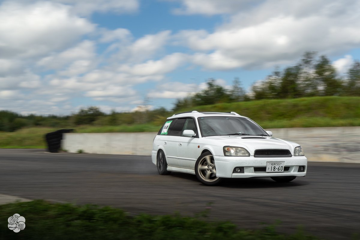 Naru_ucf10's tweet image. #十勝スピードウェイ #BRASH
レガシィが横向いてる
なぜ