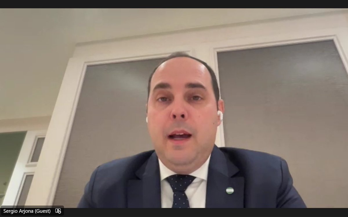CPMR_Europe's tweet photo. 🟢#Climate Working Group📑 On the agenda today: What's next? | National Adaptation Plans | Climate Action &amp; Tourism

Opening the meeting CPMR VP for Climate &amp; Energy George Alexakis, and Sergio Arjona, Deputy Minister of Sustainability, Environment &amp; Blue Economy @AndaluciaJunta https://t.co/bqwlvsc3fu