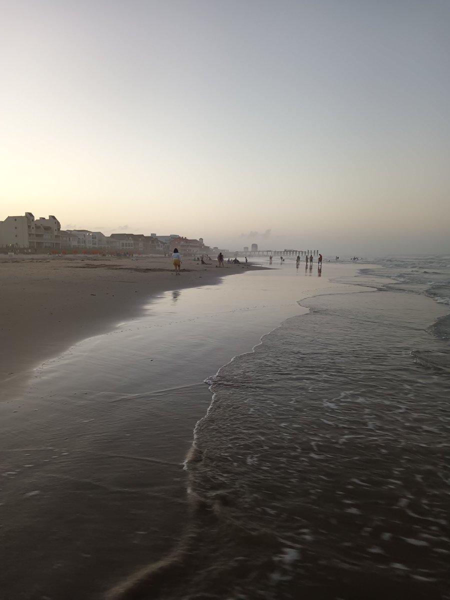 Tech644's tweet photo. @JohnJGaltrules South Padre Island https://t.co/Pml9rCFVef